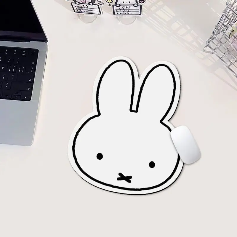 Kawaii Miffy Rabbit Shaped Mou - Gaming Keyboard And Mouse Pad 评论和价格